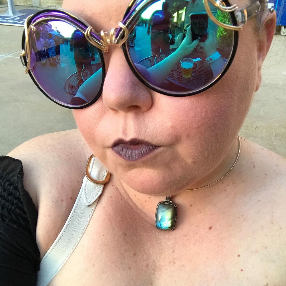 Meet your Posher, Jennifer